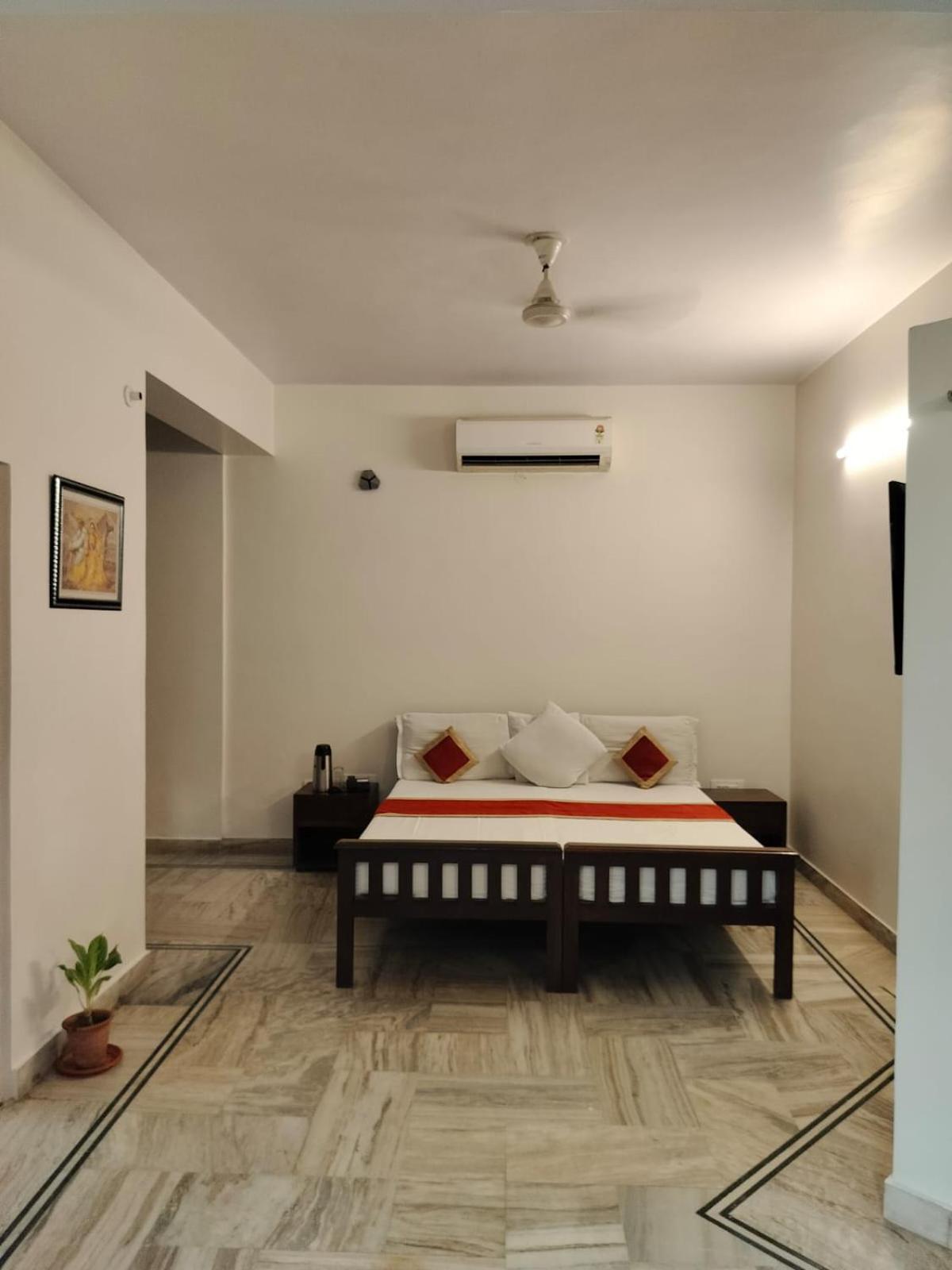 Hotel Sukhvilas Τζαϊπούρ Εξωτερικό φωτογραφία